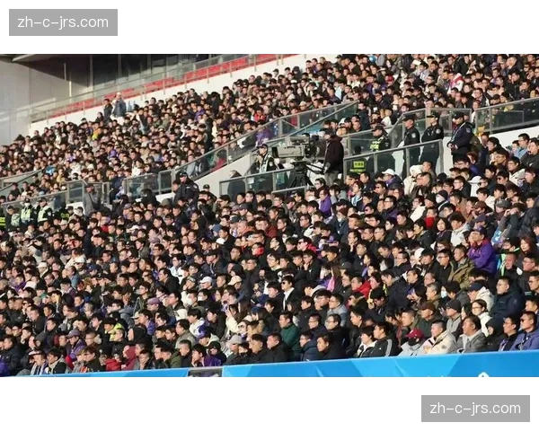 天津津门虎格劳跑动12223米 防守型后腰覆盖面积仍需扩大 天津津门虎格劳跑动12223米 防守型后腰覆盖面积仍需扩大