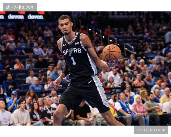 马刺年轻球员考验：文班亚马缺阵后的防守责任分配